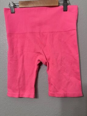Wild Fable Size M Ribbed Biker Shorts
 - Neon Pink